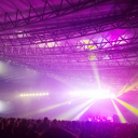 臨場感を肌で感じる！アーティスト　ライブを観に行こう