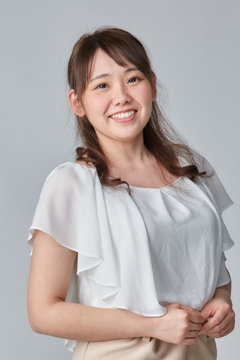 浅野 愉衣