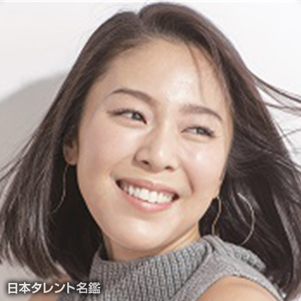 東山　沙織