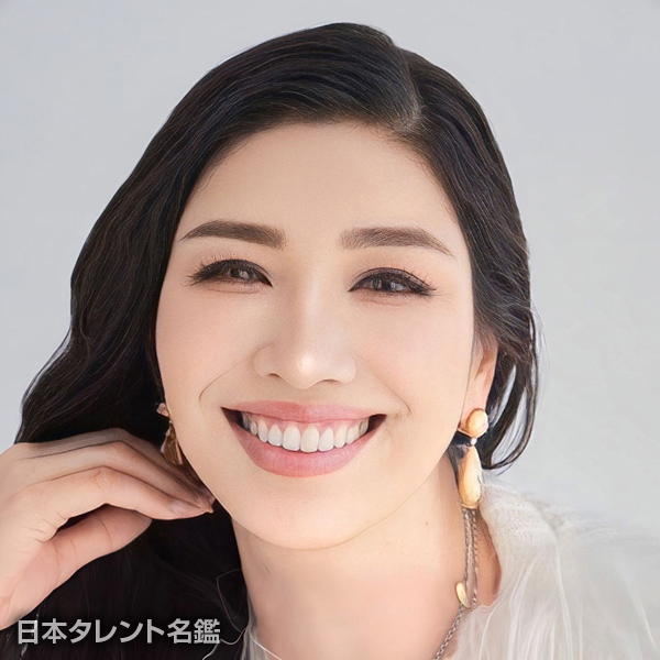 アン　ミカ