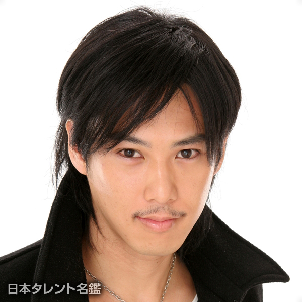 香坂　優介