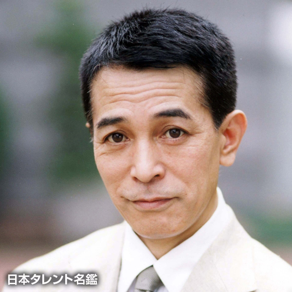 中村　文平
