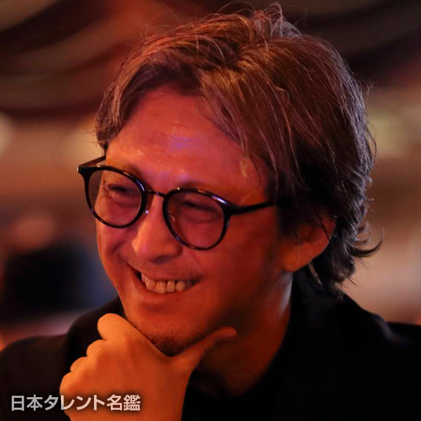 一雫　ライオン