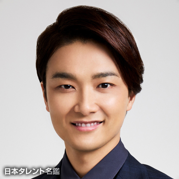 井上　芳雄