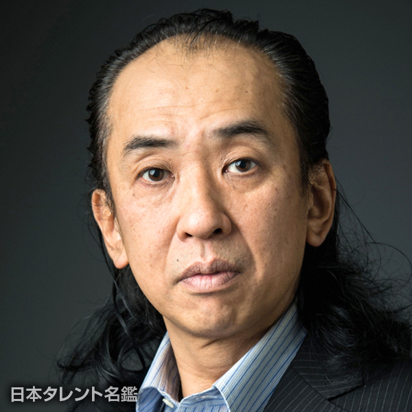 山本　真裕