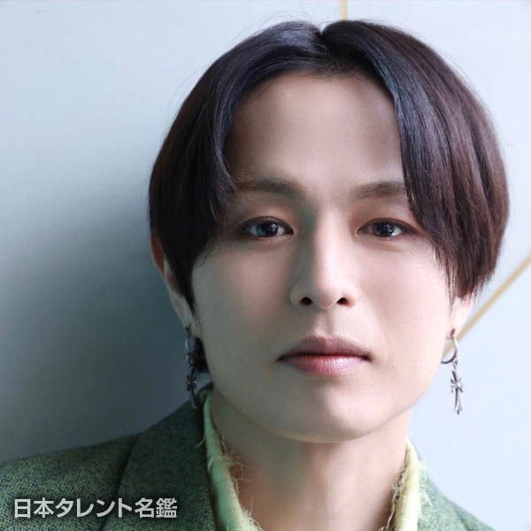 新木　宏典