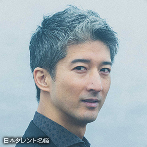 谷　英明