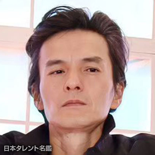 樹　カズ