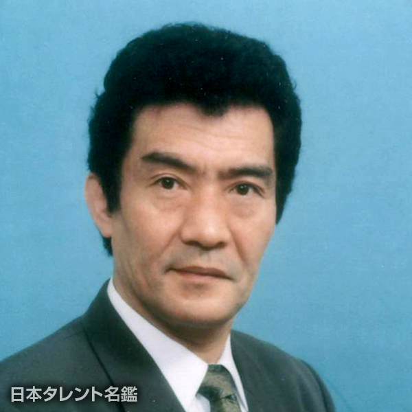 滝　譲二