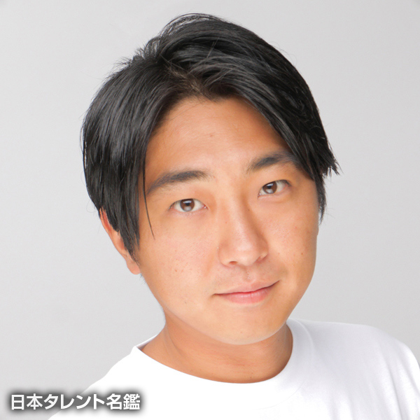 安達　大