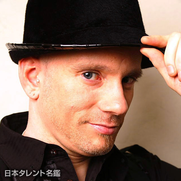 ブライアン・バートン・ルイス