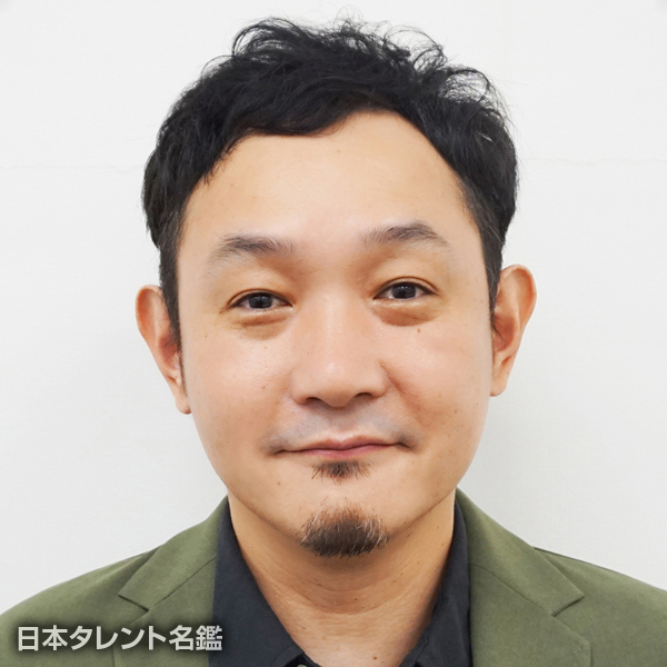 西堀　亮