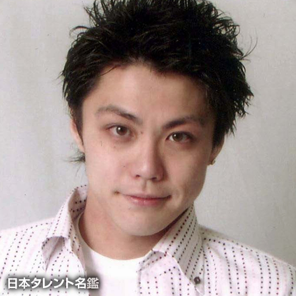 梯　篤司