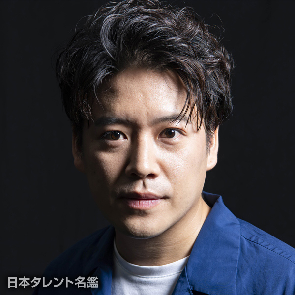 長尾　卓也