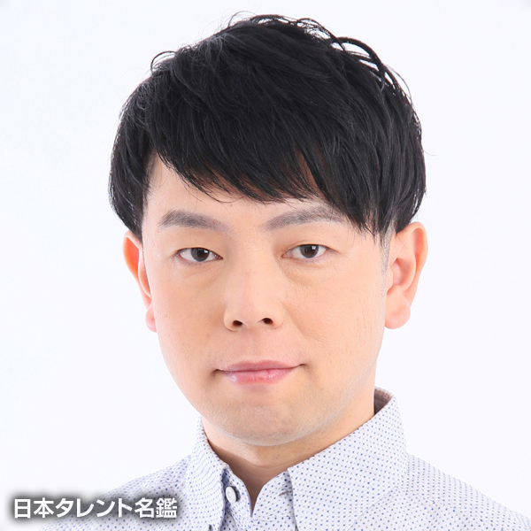 小林　康介