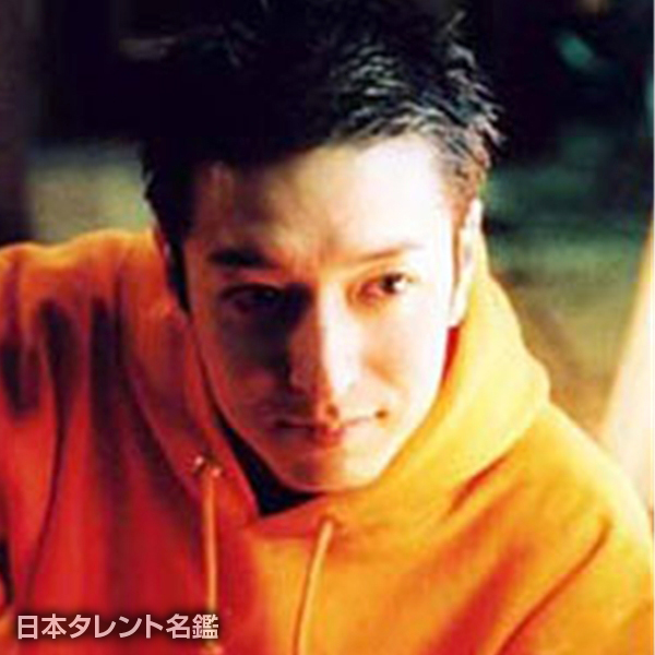 山崎 知邦