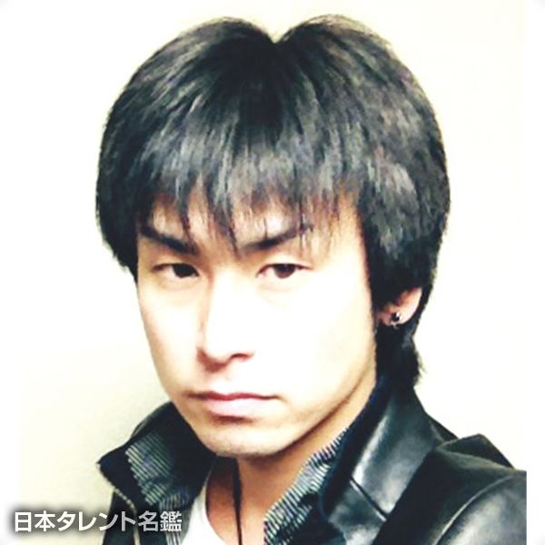 秋山　慶史