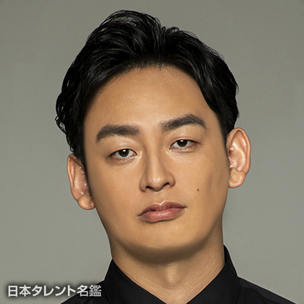 鈴木　啓太