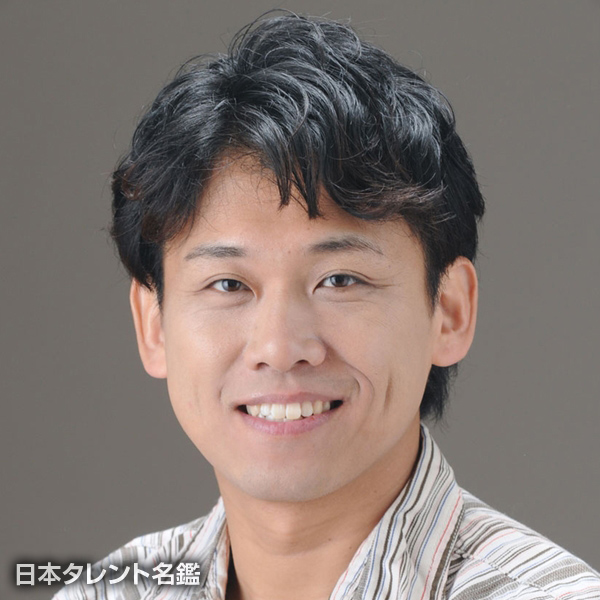甲斐　真里