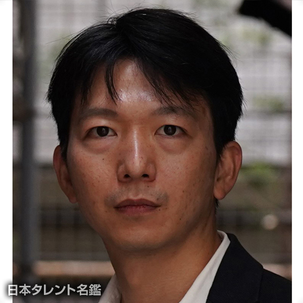 宇井　晴雄