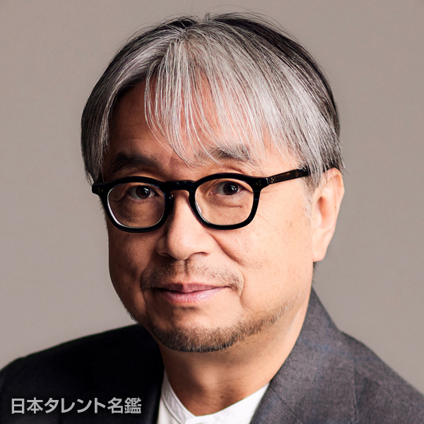 小山　薫堂