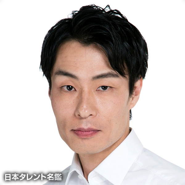 吉岡　睦雄