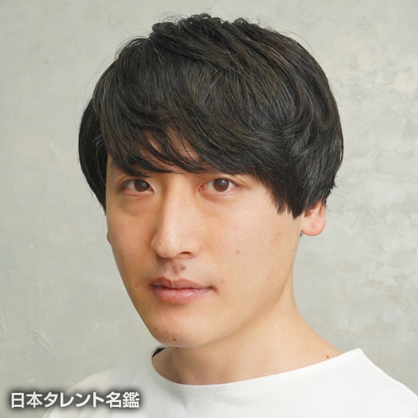 近松　孝丞