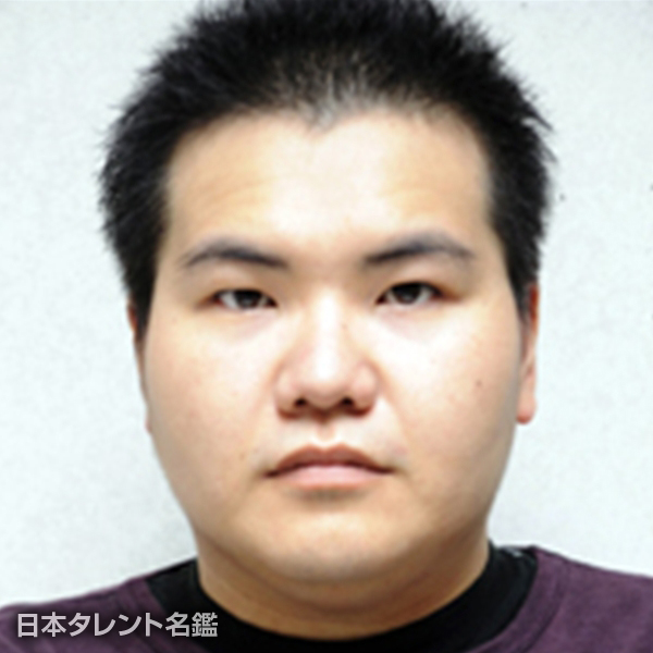 駒木根　隆介