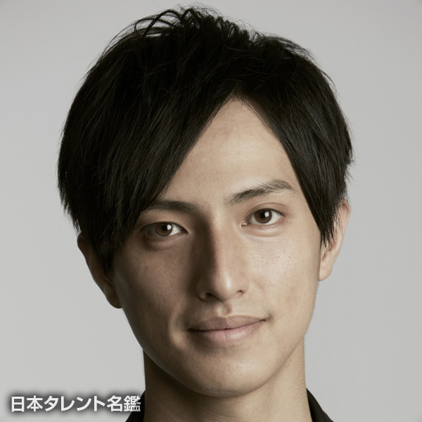 平川　洸輔