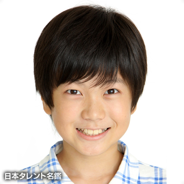 大田　愛翔
