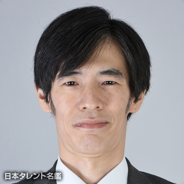 足立　りょう太