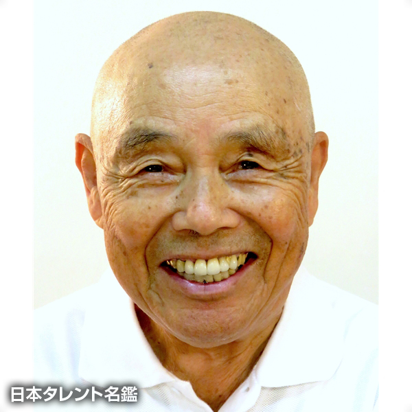 石川　昭八