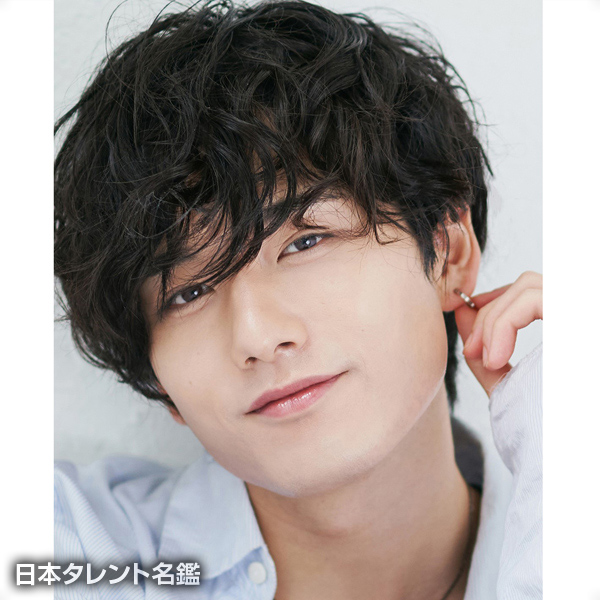 水石　亜飛夢