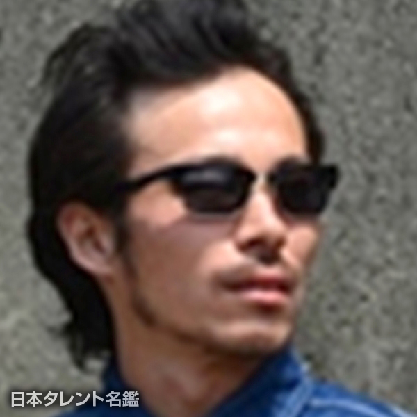 小泉　貴文