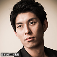 川村　健