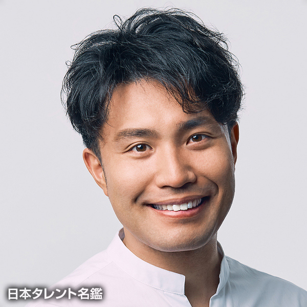 中井　智彦