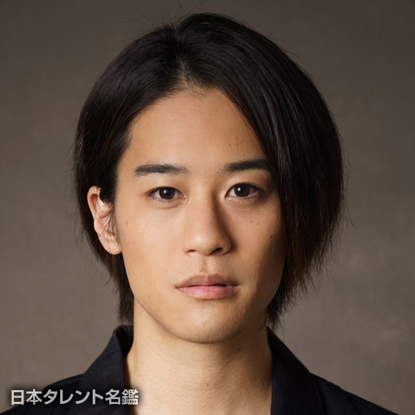 石田　隼