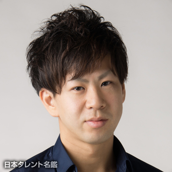 深堀　景介