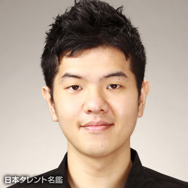 山田　健太
