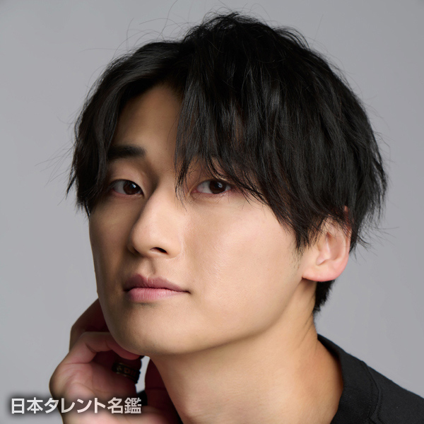 新井　良平