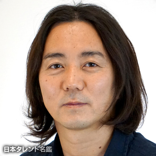 日高　啓介
