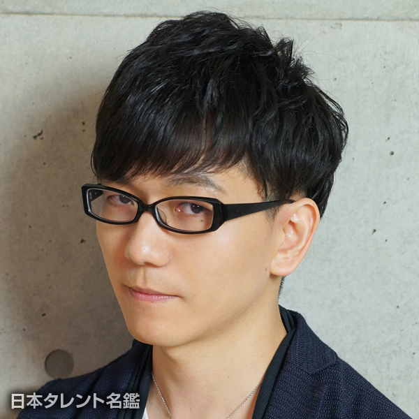 山中　真尋