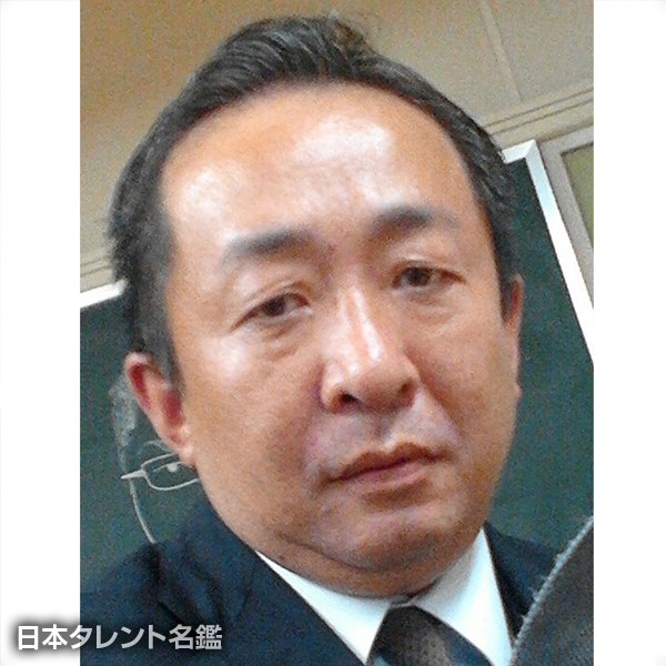 白鳥　隆行