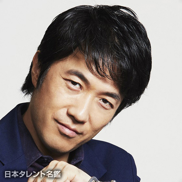 小松　亮太