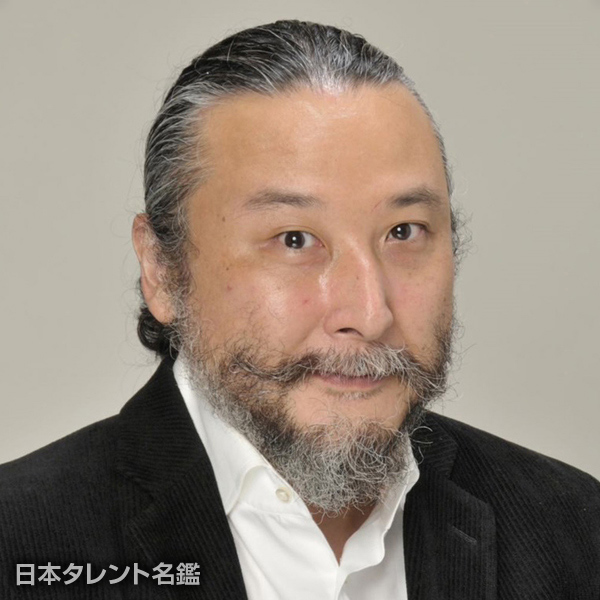 山森　信太郎