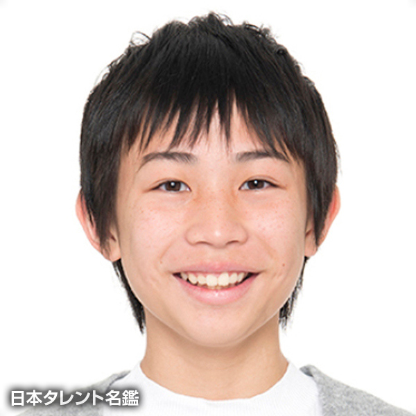 小島　健希