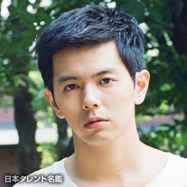 井上　翔太