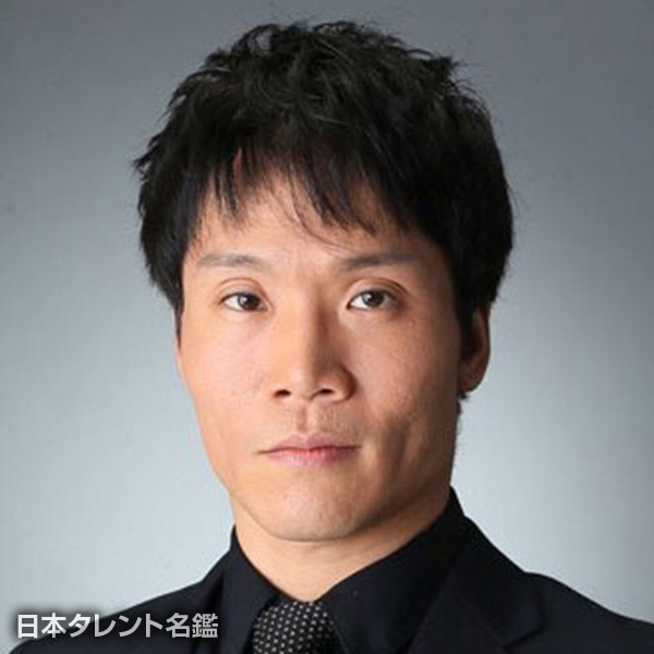 山下　徳久