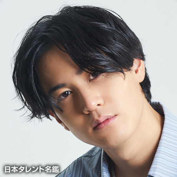 武内　駿輔