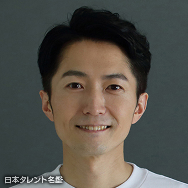 小笠原　佳秀